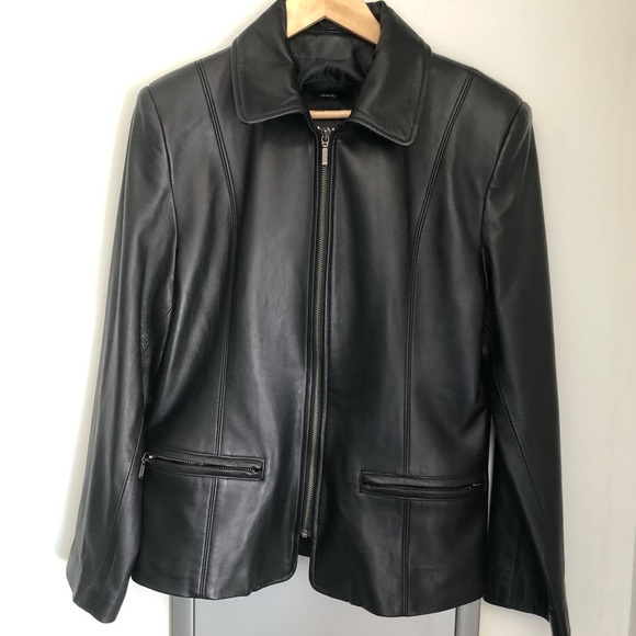 Identify leather collared jacket - Picture 3 of 9
